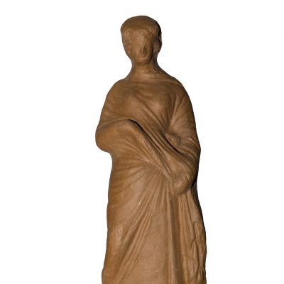 Теракота на млада жена